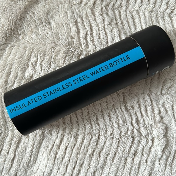 S'well 17oz Blue Granite Stainless Steel Bottle - Picture 8 of 11